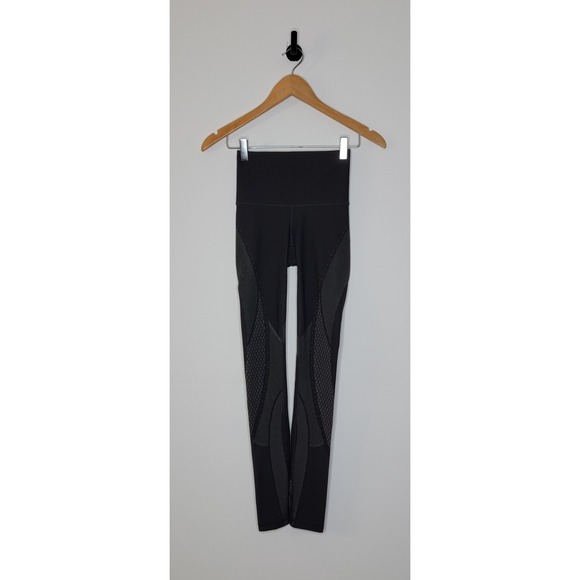 lululemon athletica Pants - Lululemon Mapped Out HR Tight 28" Women's Size 2 Black High‎ Rise